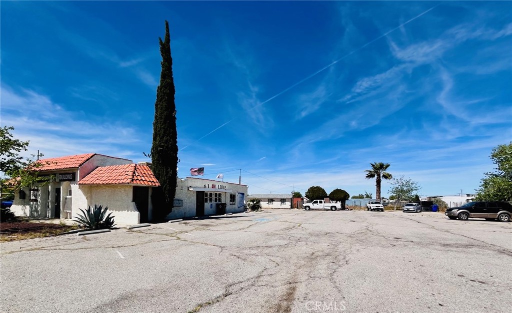 main property photo 17