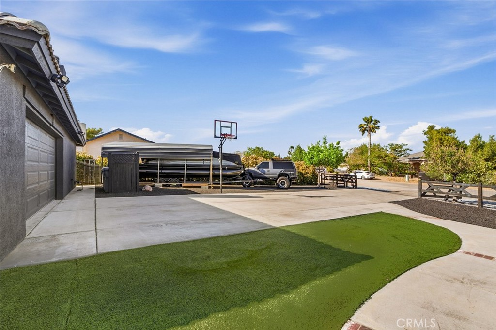 main property photo 49