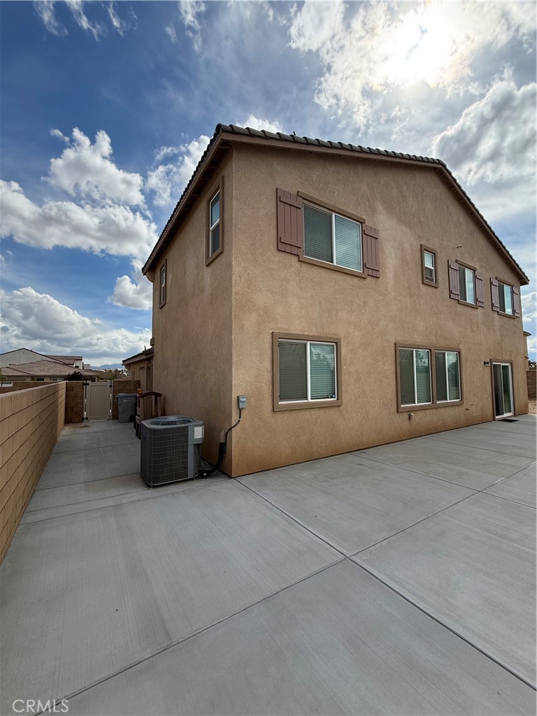main property photo 5