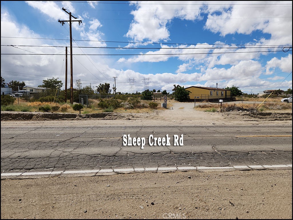 main property photo 32