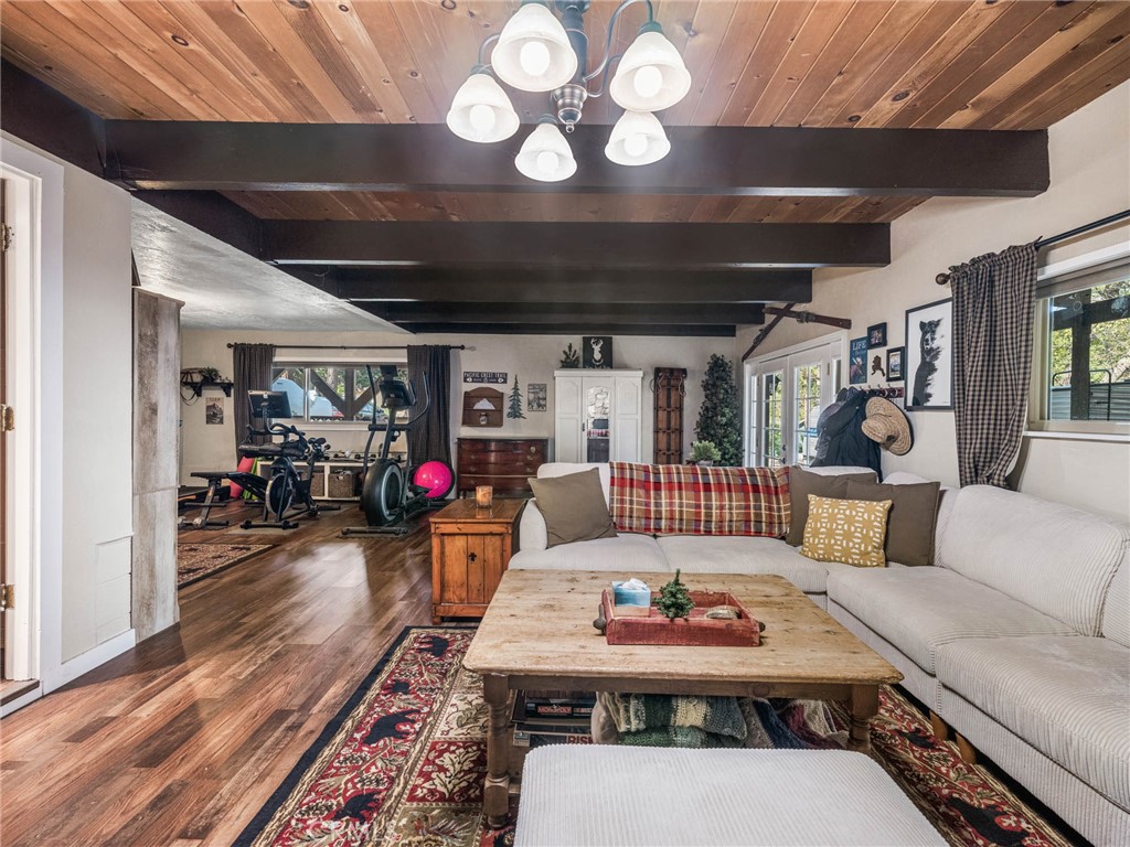 main property photo 37