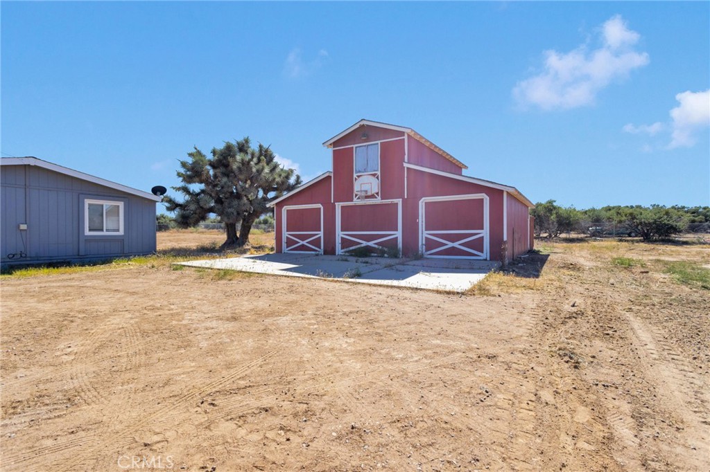 main property photo 34