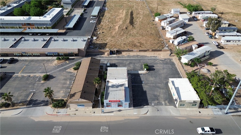 main property photo 7