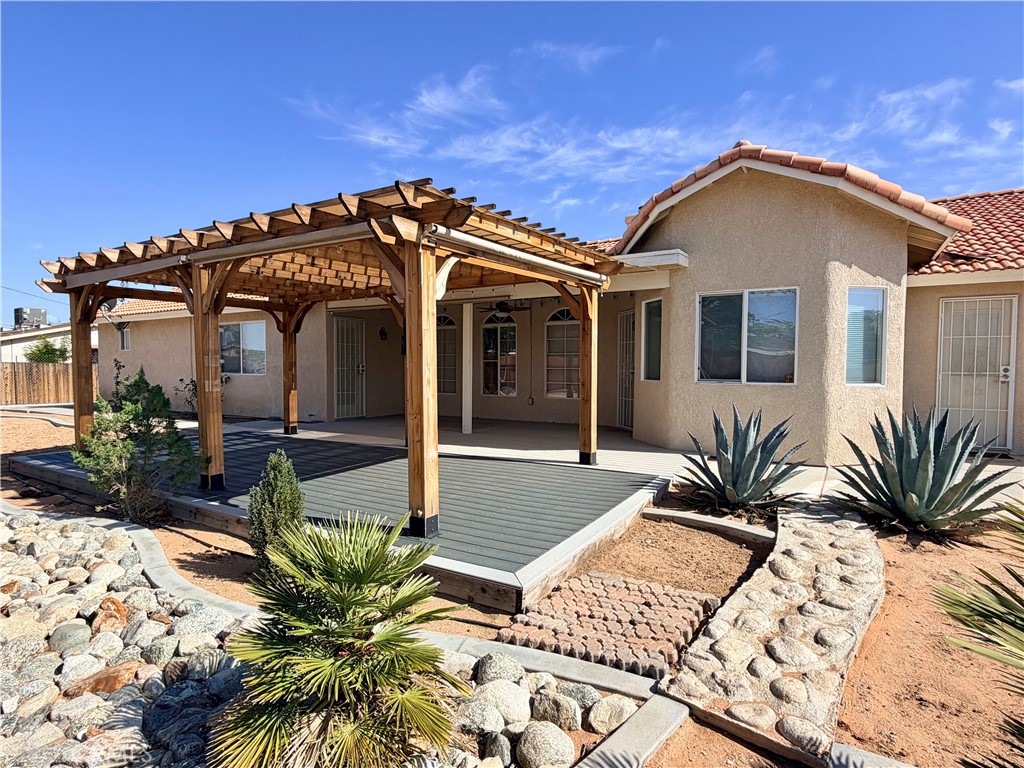main property photo 41
