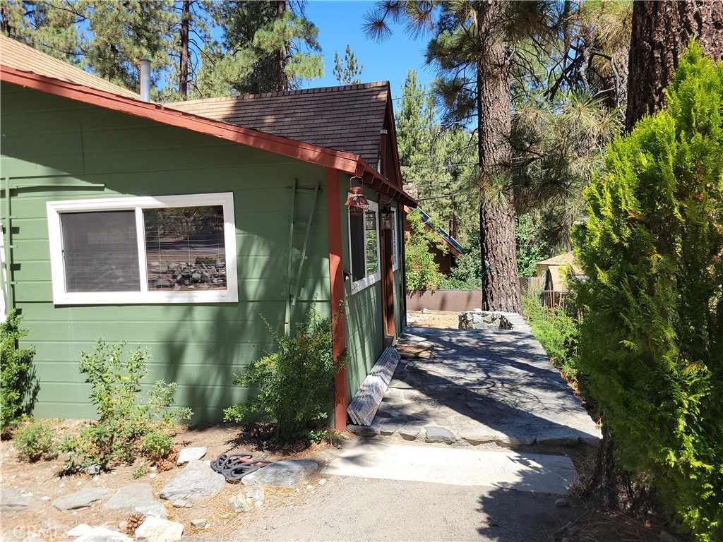 main property photo 8