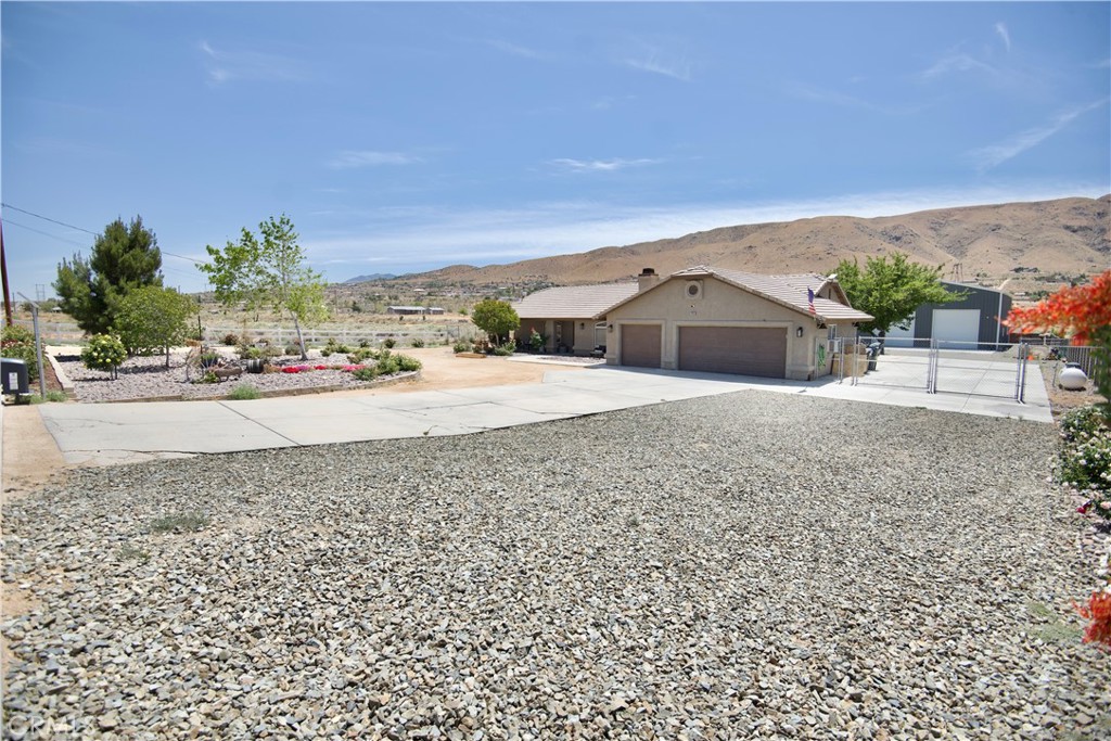 main property photo 25
