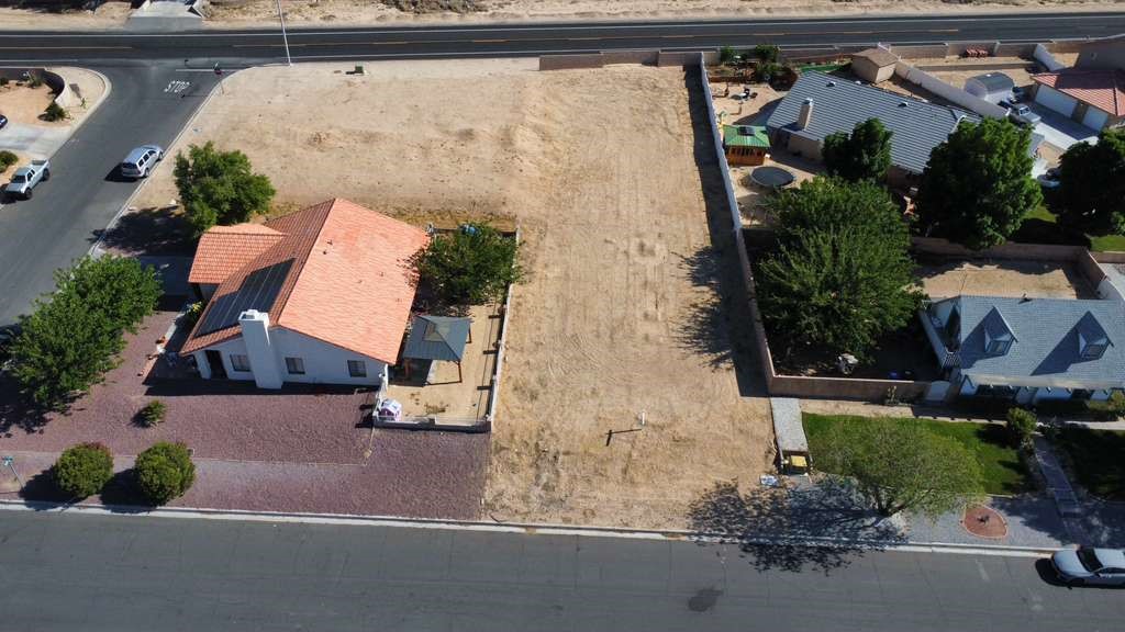 main property photo 8