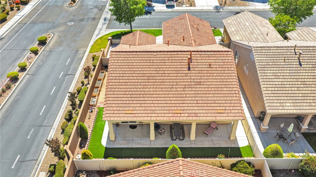 main property photo 33