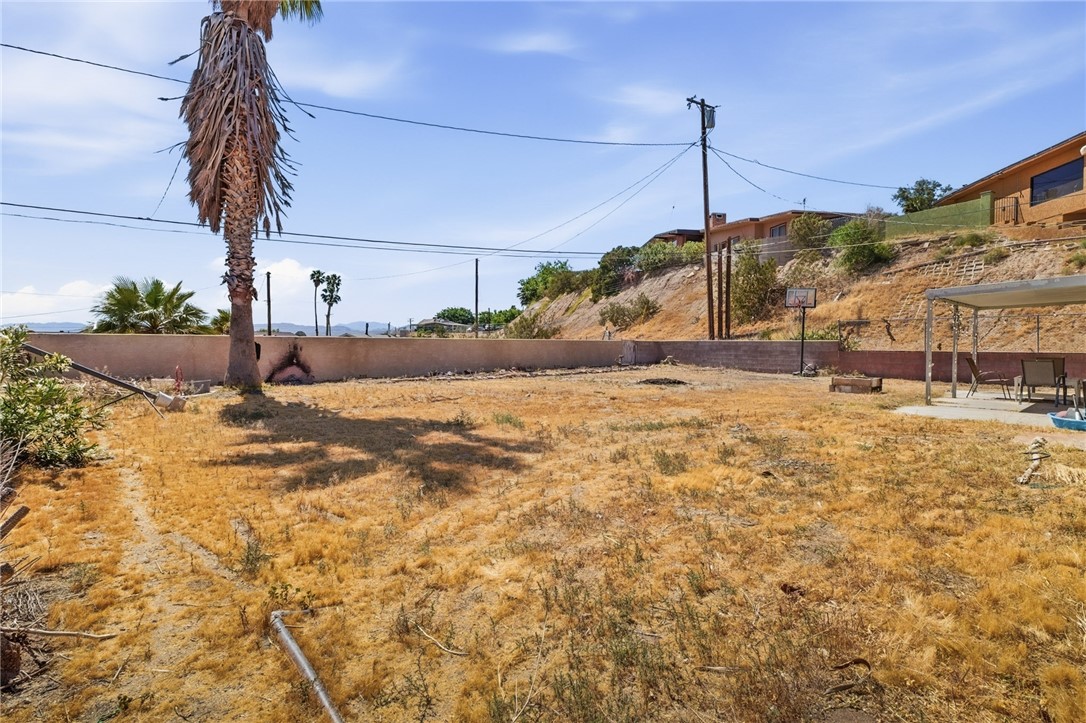 main property photo 31