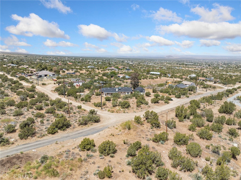 main property photo 40