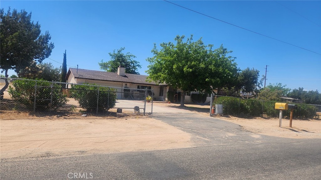 main property photo 4