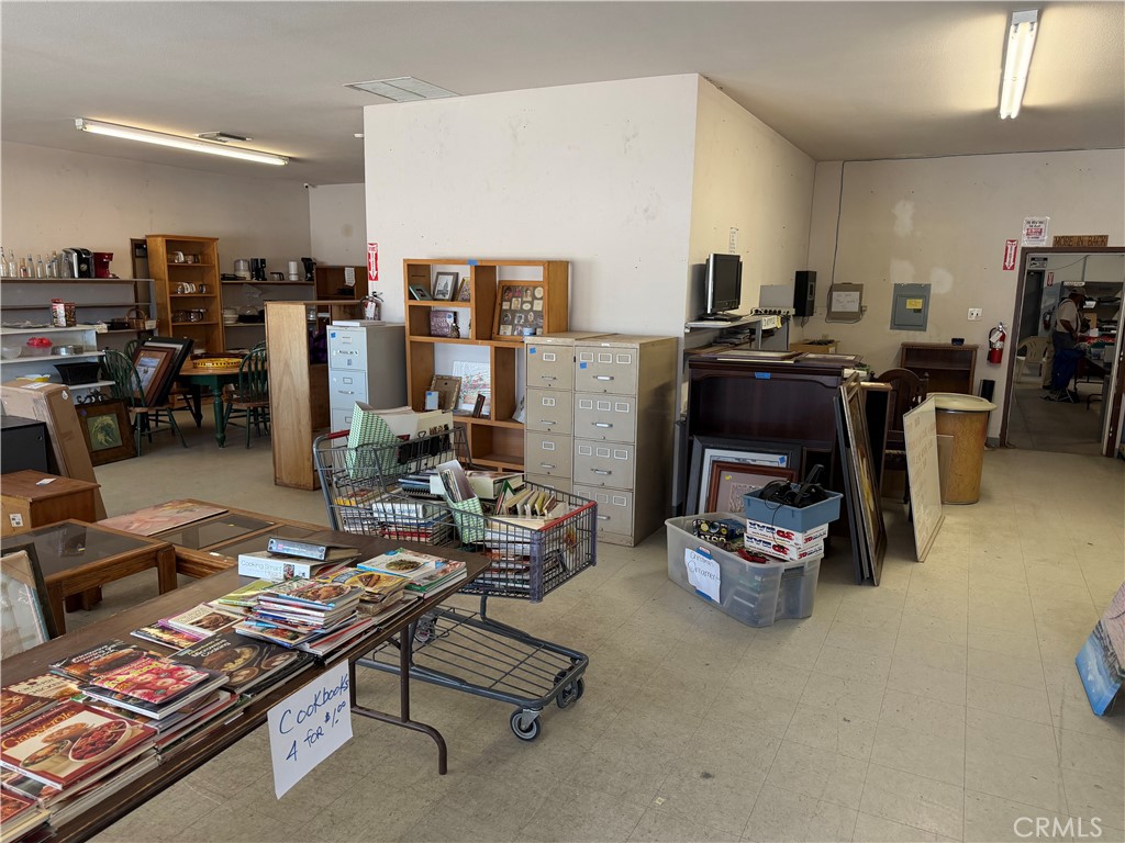 main property photo 7