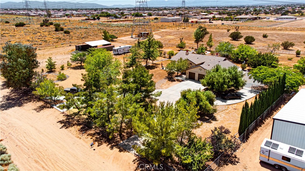 main property photo 10