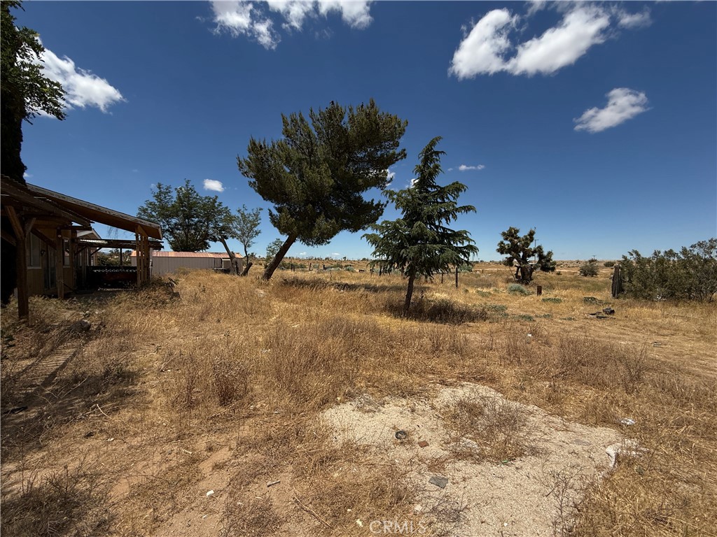 main property photo 13