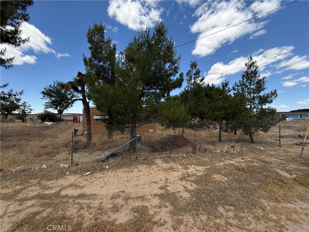 main property photo 25