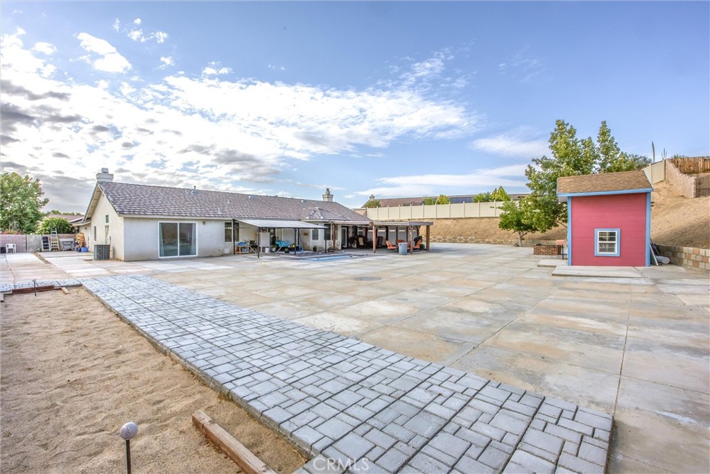 main property photo 35