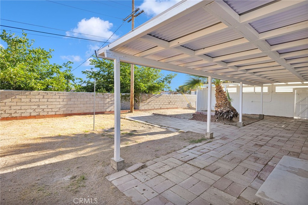 main property photo 25