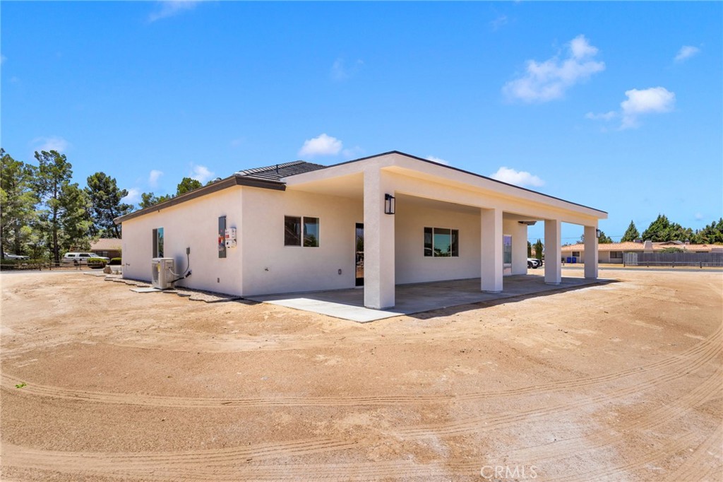 main property photo 41