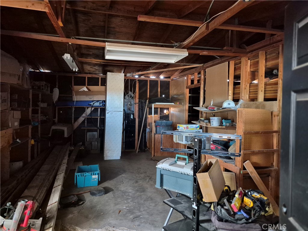 main property photo 17