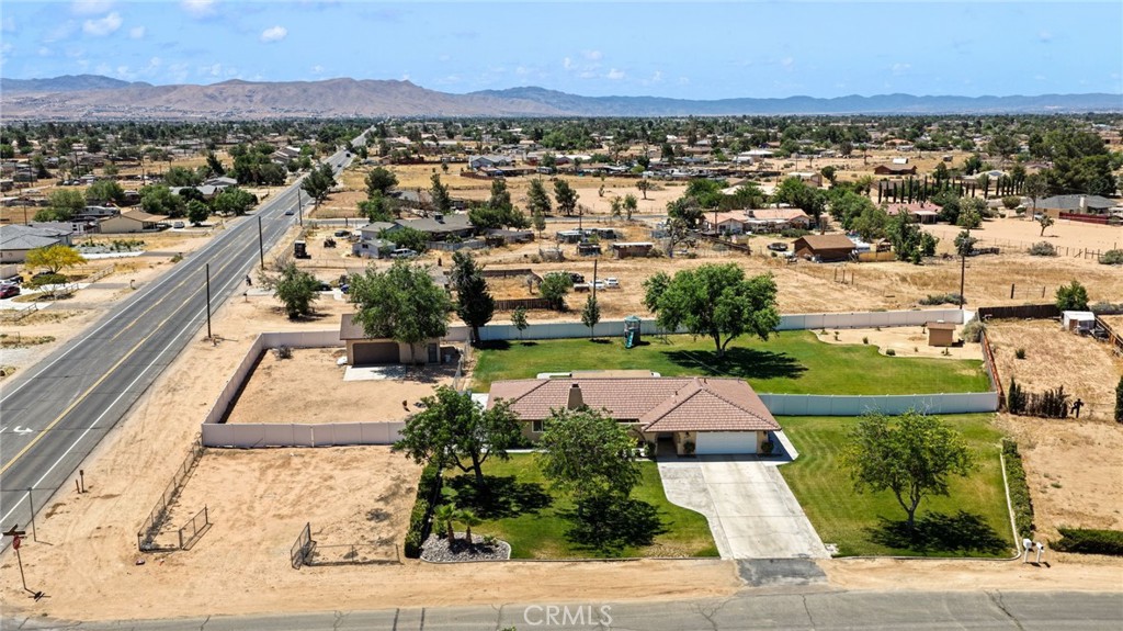 main property photo 50