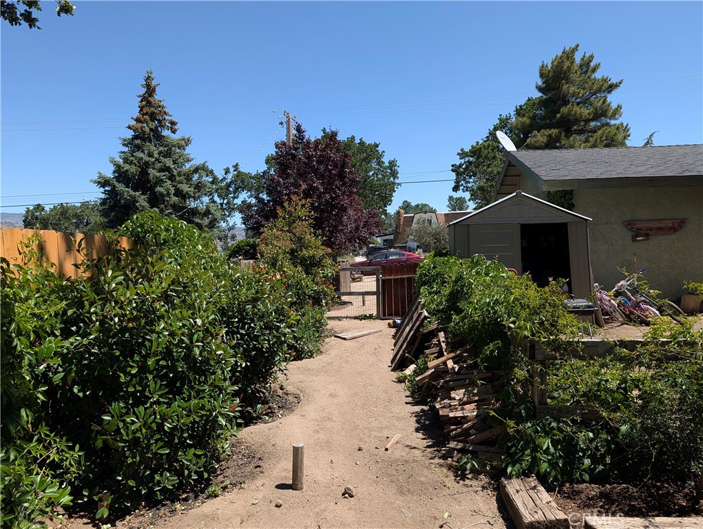 main property photo 40