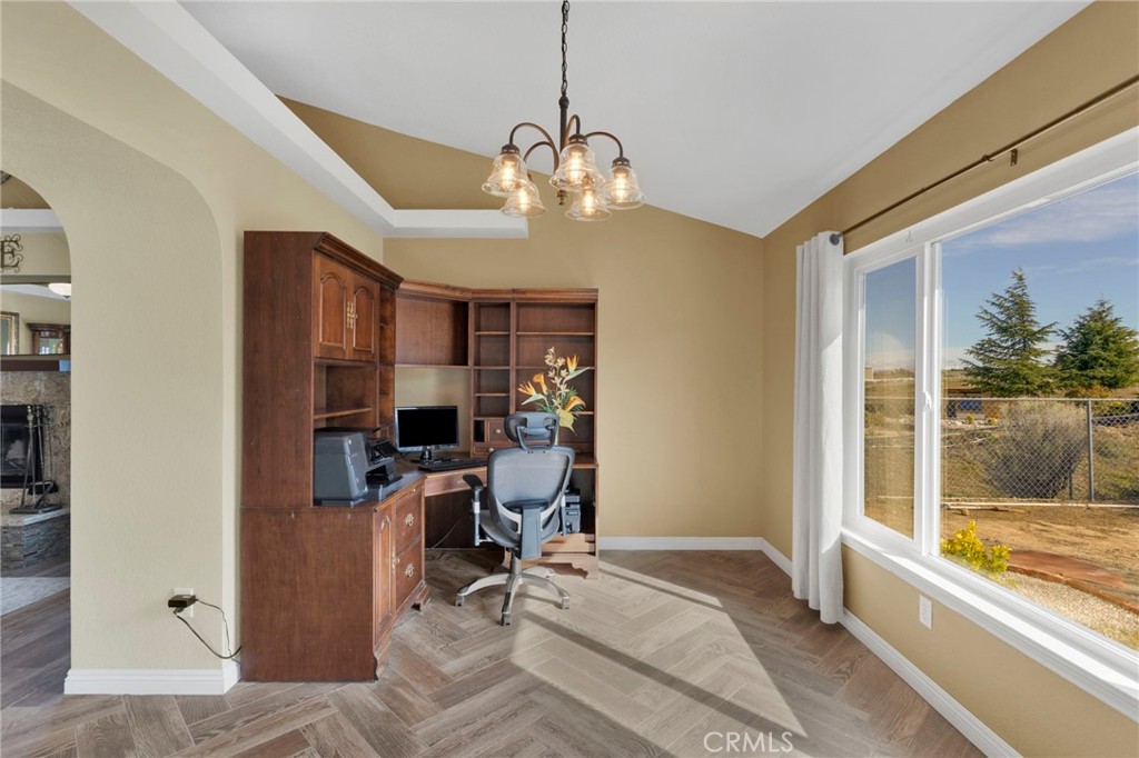 main property photo 25