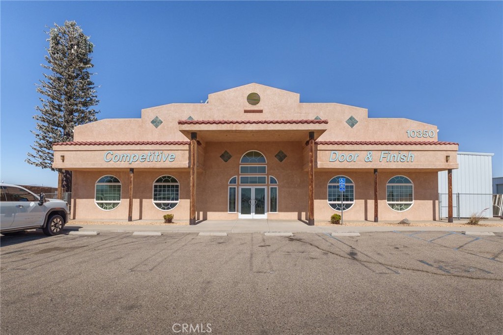main property photo 2
