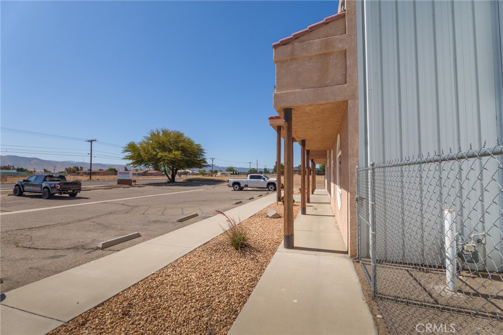 main property photo 4