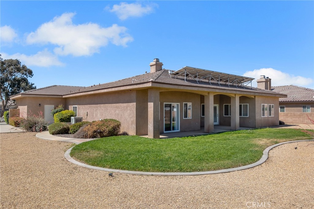 main property photo 30