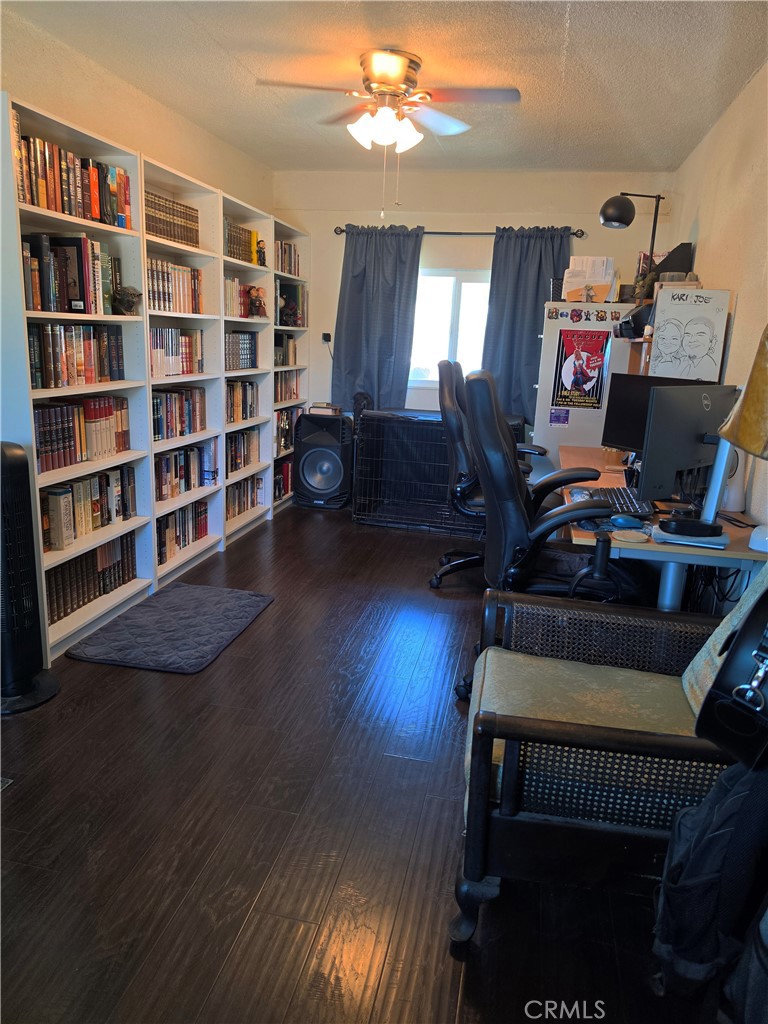 main property photo 10