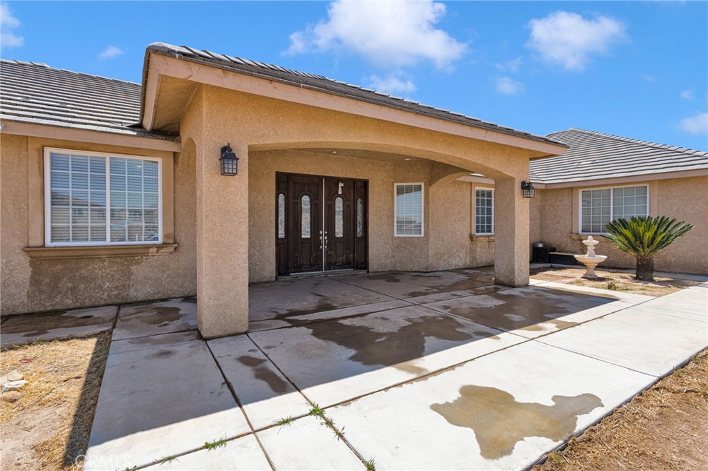 main property photo 3