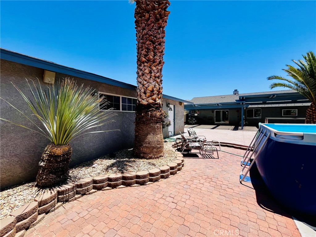 main property photo 28