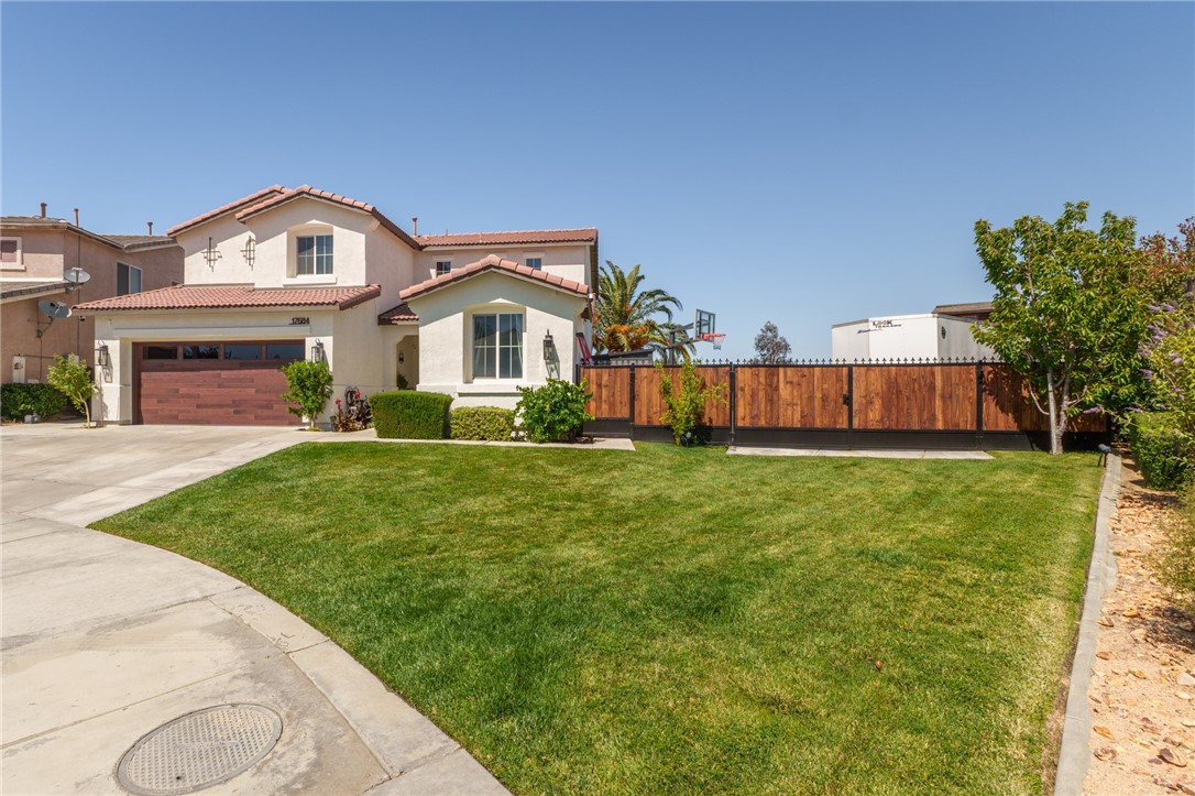 main property photo 9
