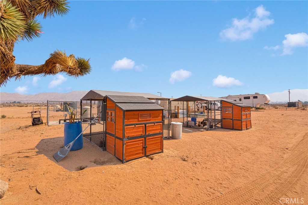 main property photo 31