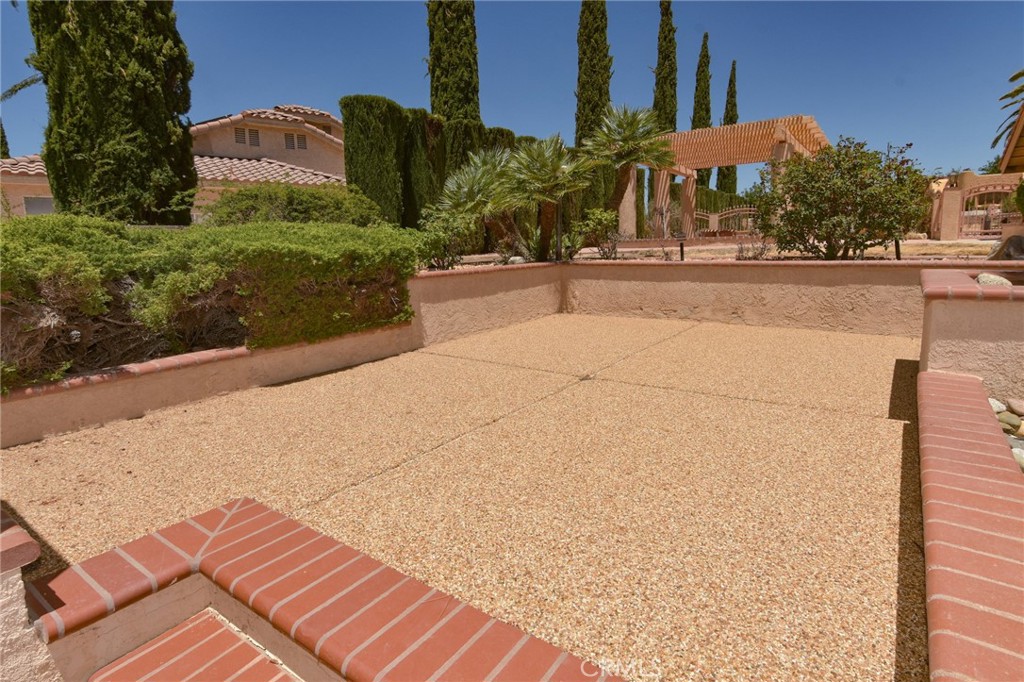 main property photo 46