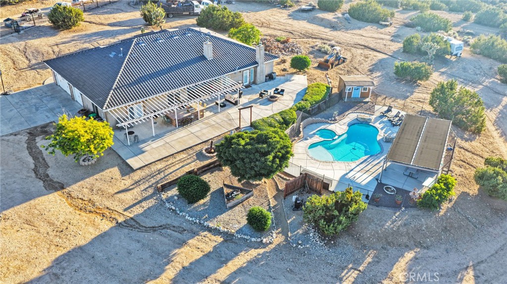 main property photo 21