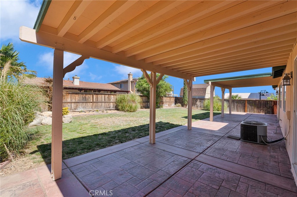 main property photo 40