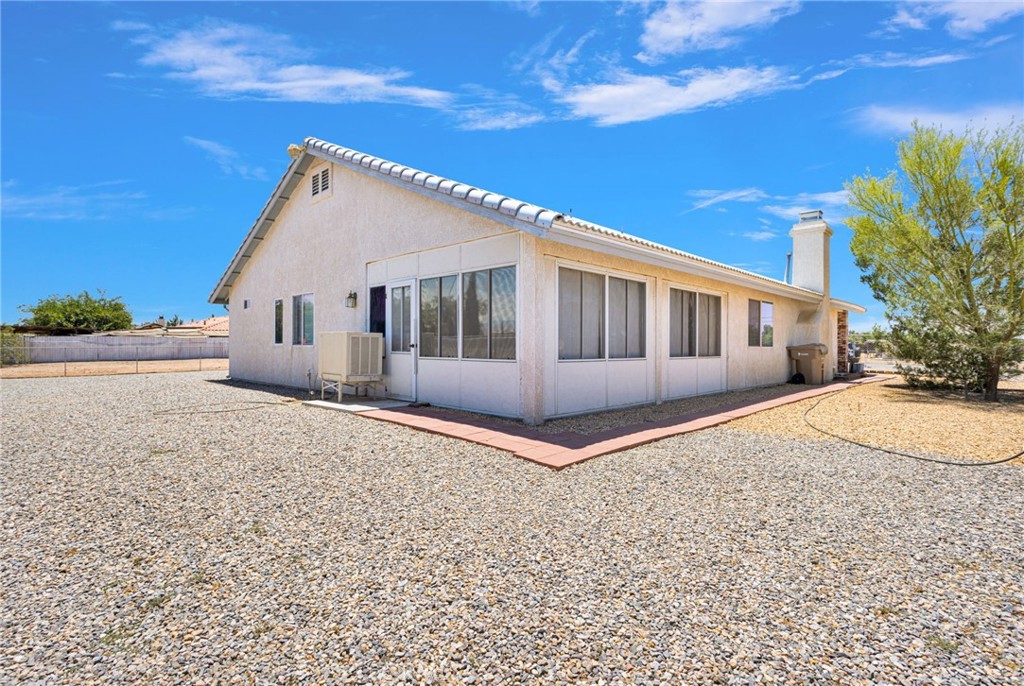 main property photo 24