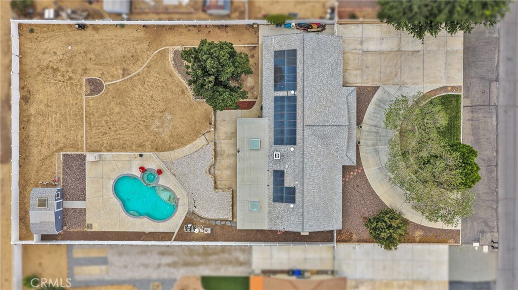 main property photo 41