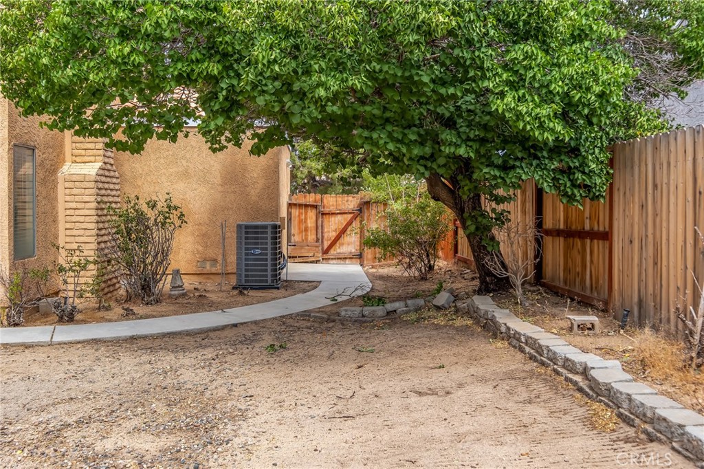 main property photo 27