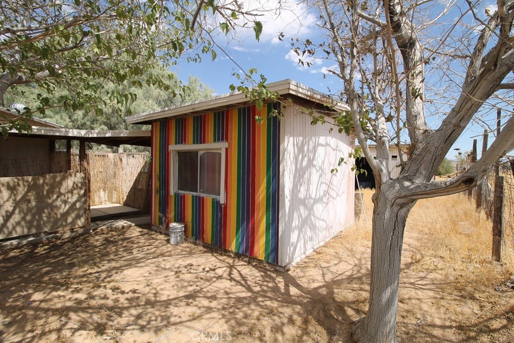 main property photo 25