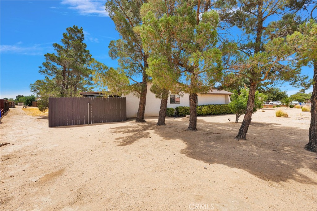 main property photo 37