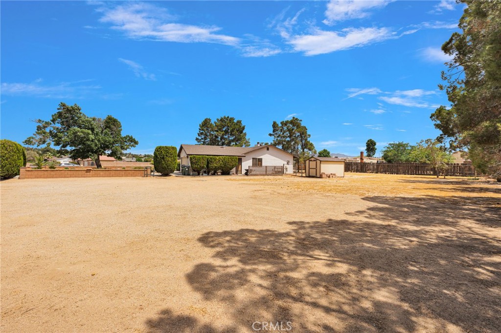 main property photo 40