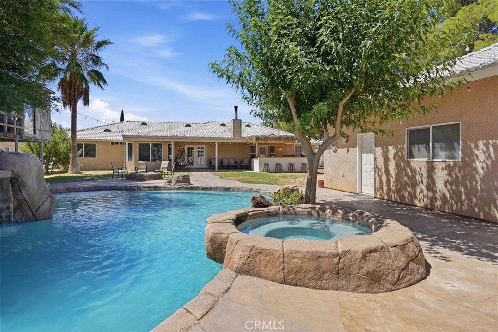 main property photo 41
