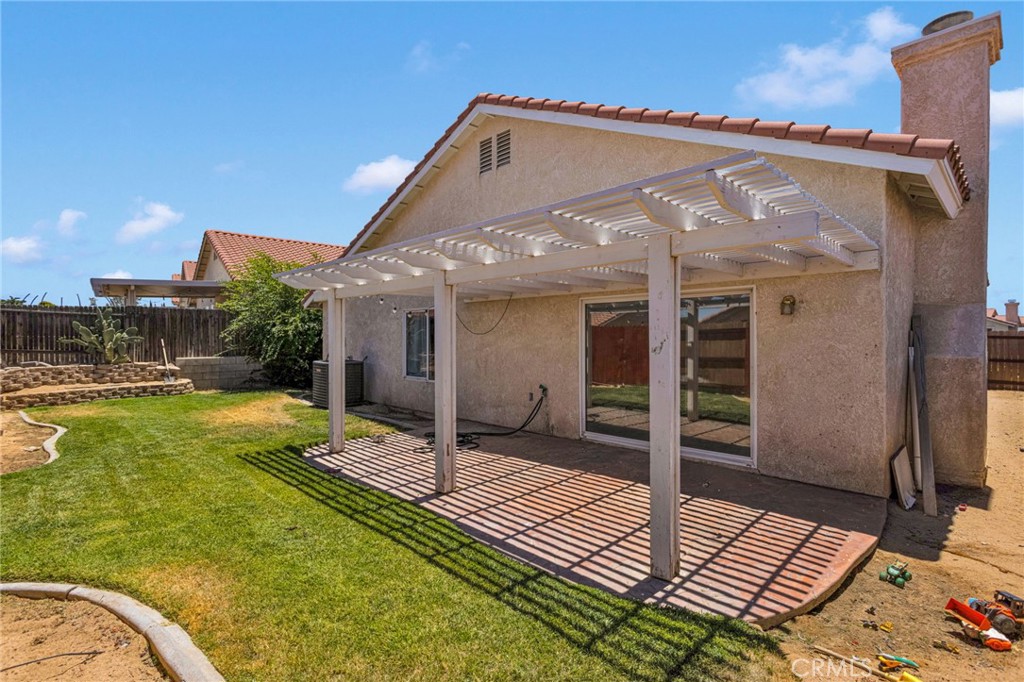 main property photo 27