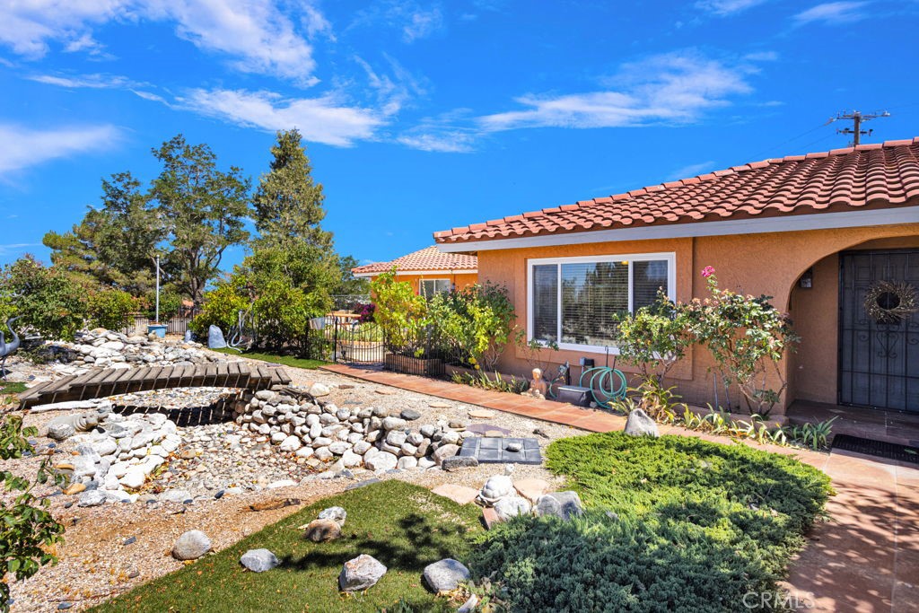 main property photo 5