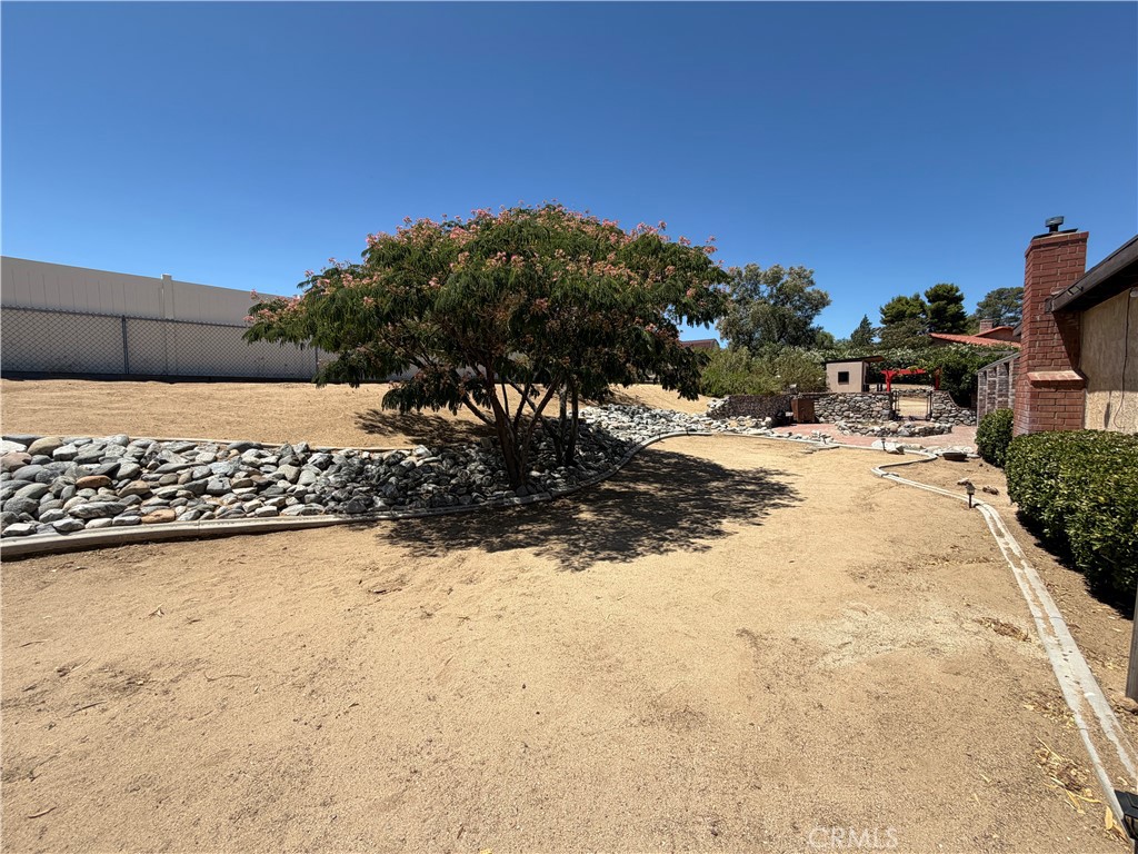 main property photo 31