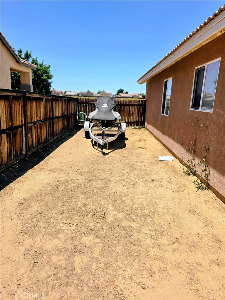 main property photo 26
