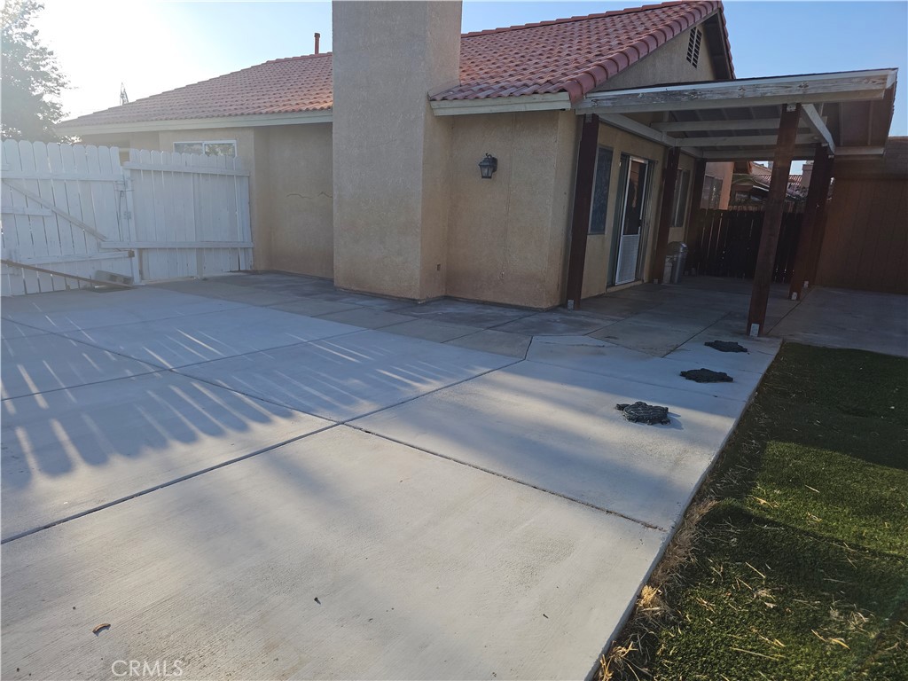 main property photo 17