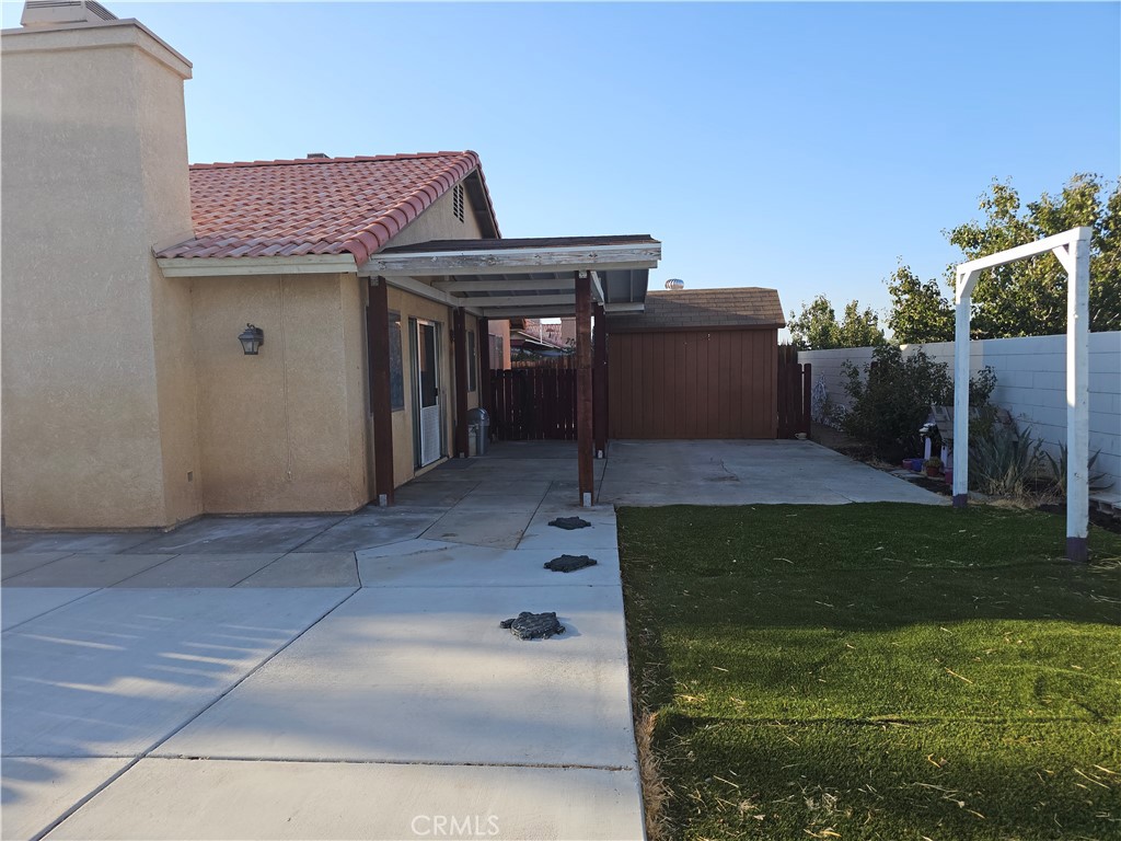 main property photo 20